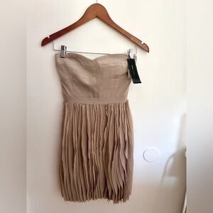 NWT  BCBGMaxAzria “ANGEL” STRAPLESS DRESS SIZE 10